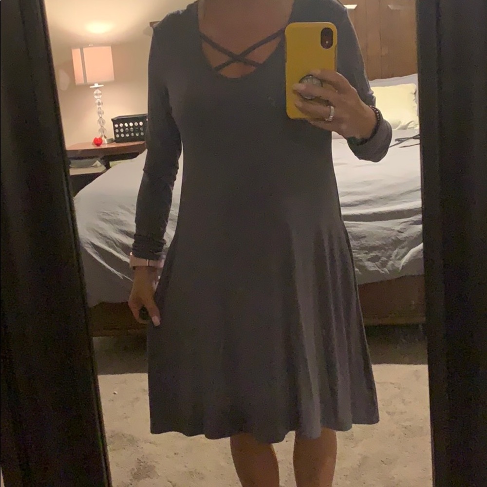 Long sleeved Piko dress.
